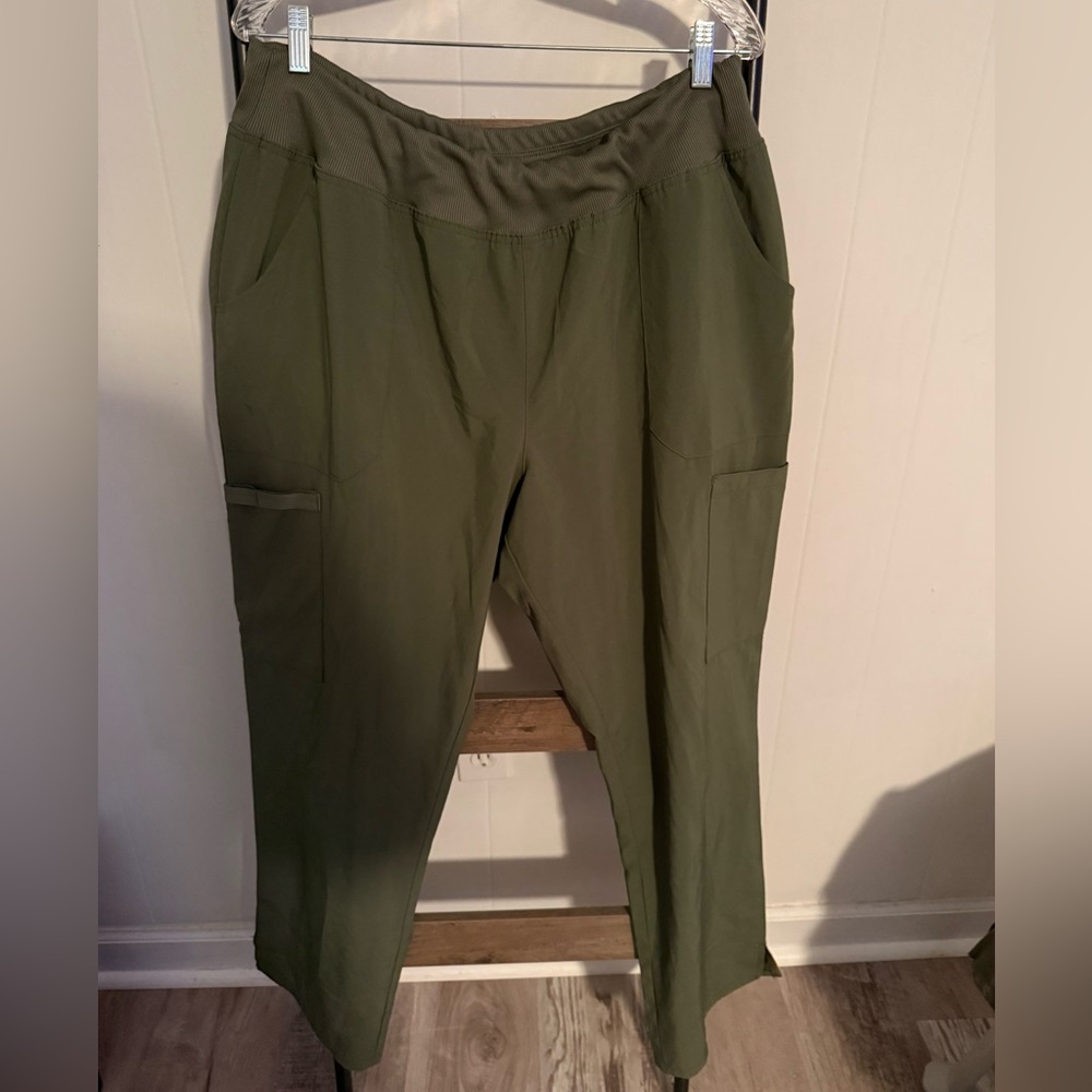 Dickies EDS Essentials Natural Rise Tapered Leg Pull-On Scrub Pants